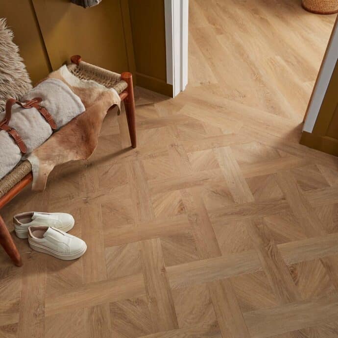 J2 iCONIC Galloway LVT