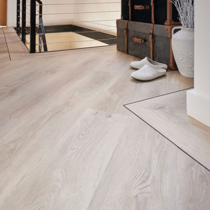 J2 iCONIC Tollymore LVT