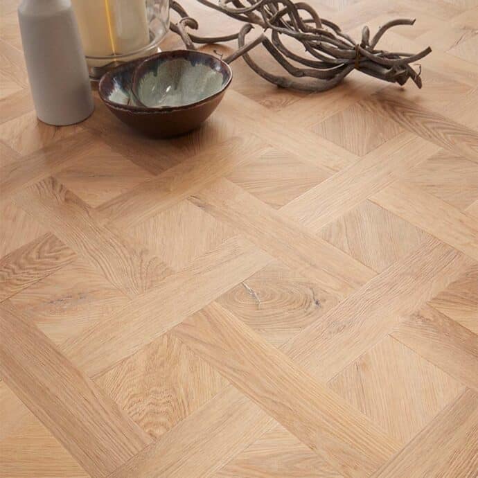 J2 iCONIC Sherwood LVT